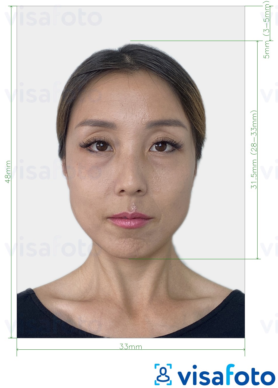 Exemple de foto per a Passaport de la Xina de 33x48 mm de fons gris clar amb la mida exacta especificada