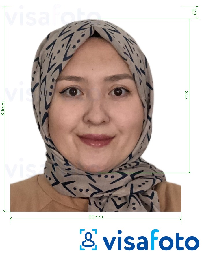 Exemple de foto per a Visa electrònica de Tadjikistan 5x6 cm (50x60 mm) amb la mida exacta especificada